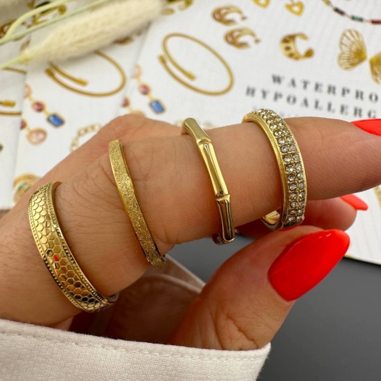 Δαχτυλίδι από ανοξείδωτο ατσάλι με 3πλή επιχρύσωση 18 καρατίων, Celestria 88258-0	