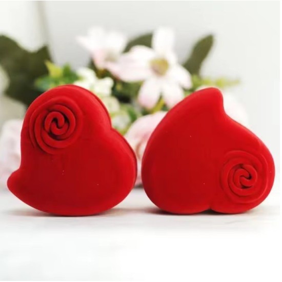 Πολυτελές Κουτί Δαχτυλιδιού σε Σχήμα Καρδιάς από Βελούδο – Κόκκινο-12al3845